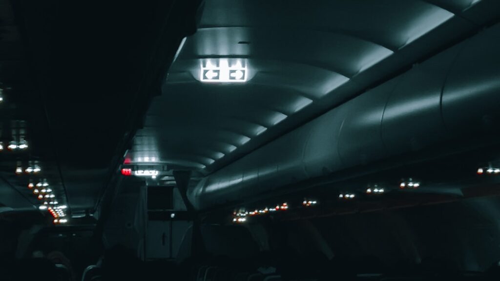 profitez d’un service de navette aéroport rapide, pratique et confortable. réservez facilement votre transfert entre l’aéroport et votre destination pour un voyage sans stress.