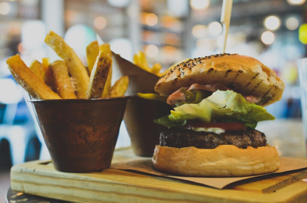 découvrez notre sélection des meilleurs restaurants gastronomiques, lieux d’exception où saveurs raffinées, créativité et expérience culinaire unique s'entremêlent pour séduire les fins gourmets.