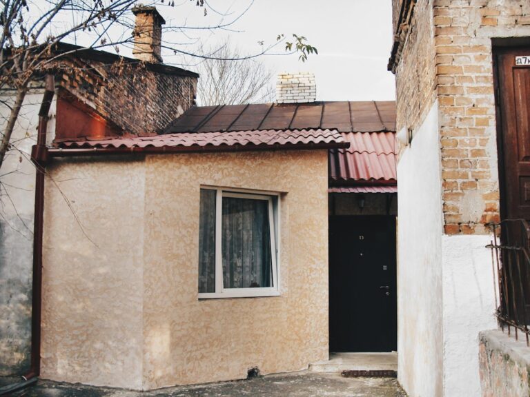 découvrez notre résidence offrant confort et qualité de vie, idéale pour un séjour agréable en plein cœur de la ville.