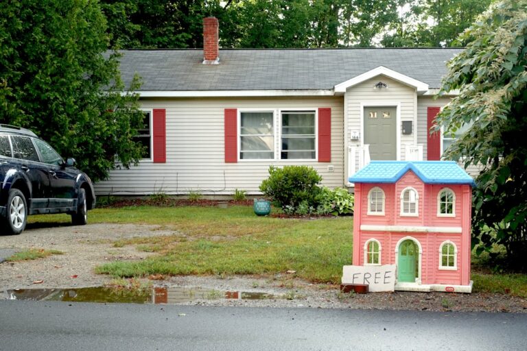 découvrez les taux hypothécaires actuels, conseils pour choisir le meilleur taux et informations essentielles pour financer votre maison efficacement.